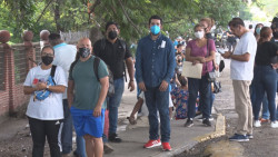Inicia la vacunación a rezagados en Culiacán