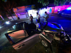 Muere mujer en accidente de transito