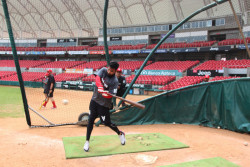 Maxwell León ya se encuentra entrenado con Venados