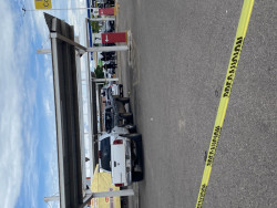Asesinan a hombre en el interior de un estacionamiento en plaza comercial