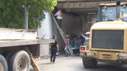 Retiran viga dañada del puente Miguel Hidalgo