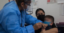 México vacunará contra covid en octubre a menores con comorbilidades