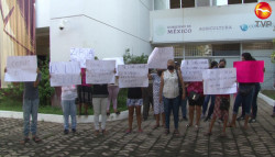 Pescadores ribereños de Baja California, Nayarit y Sinaloa toman las oficinas de CONAPESCA