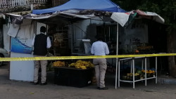 Asesinan a hombre sobre frutería