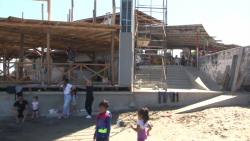 Confusión por construcción de restaurante en Punta Cerritos.