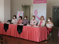 Inician actividades por el mes de la lucha contra el cáncer de mama