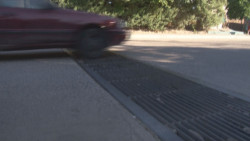 La pavimentación de una calle...que se convirtió en un grave problema para los vecinos