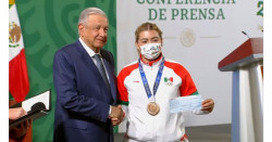 364 deportistas reciben estímulos por participar en JJOO de la rifa de narco propiedades