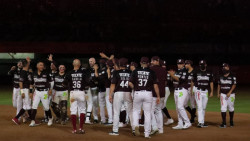 Tomateros gana en dramático juego 7-6 a venados en 10 entradas