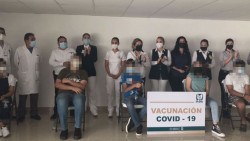 En el IMSS se vacunan contra el COVID a los primero menores amparados