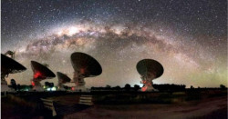 Astrónomos detectan señales de radio insólitas desde el centro de la Vía Láctea