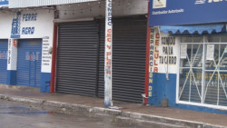 Poca lluvia, fuertes vientos y se quedan sin luz