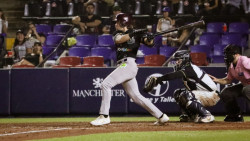 Sultanes asegura serie ante Tomateros