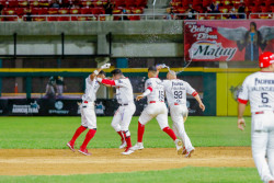 Venados gana su primera serie, vence a Cañeros