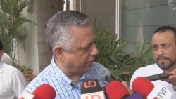 Desaprueban abogados "las formas" en que se da renuncia forzada del fiscal Ríos Estavillo