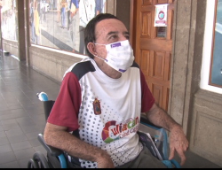 La silla de ruedas no lo detuvo en el deporte....la pandemia si
