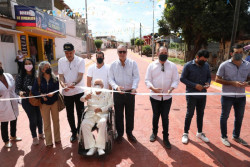 Gobernador de Sinaloa supervisa y entrega obras en Rosario