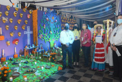 Fomenta la UAS las tradiciones mexicanas con la celebración del Día de Muertos