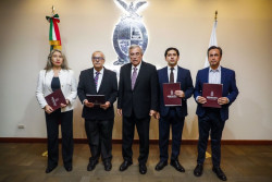 Mujeres y hombres que conforman el nuevo gabinete