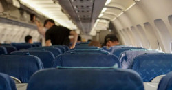 5 años de cárcel a hombre que lo vieron mirando pornografía infantil en un avión