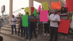 Con manifestación llegan al Congreso jubilados y pensionados para que el IPES pague