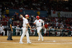 Venados vencen a los Yaquis en el primero de la serie
