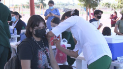 Largas filas en jornada de vacunación