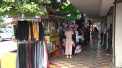 Ambulantes esperan positivas ventas en mes de diciembre