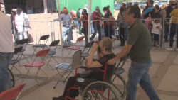 Continua la vacunación para adultos mayores