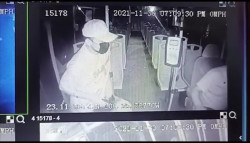 Mismo sujeto registra 5 asaltos a camiones urbanos