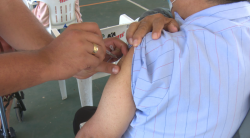 Inicia aplicación de vacuna de refuerzo a adultos de 60 años en Los Mochis