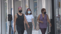 Mujeres muestran en promedio menor balance anímico respecto a los hombres