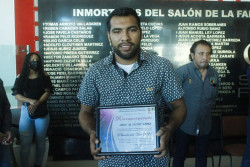JESÚS “BALITA” LÓPEZ FUE RECONOCIDO A LO MEJOR DEL AÑO