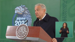 Responde AMLO críticas sobre desayuno con Slim