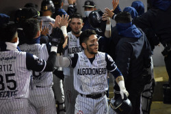 Algodoneros empata la serie tras vencer 8-7 a Tomateros