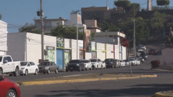 Largas filas para el diagnóstico de COVID-19