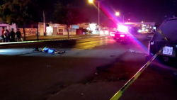 Muere mujer en Mazatlán al derrapar su motocicleta