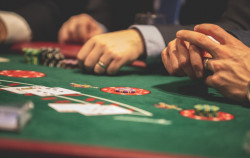 Cómo jugar al blackjack: explicación paso a paso