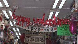 Los comerciantes se preparan para las ventas del 14 de febrero