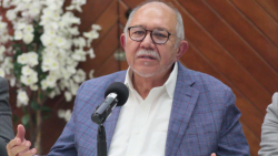 Los contagios de Covid que puedan incrementar "no crecerá a que nos vaya mal": Benítez Torres