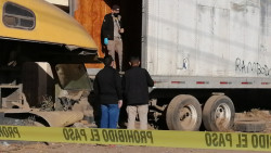 Encuentran el cuerpo de una persona al interior de una caja de "trailer"