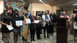 Reconocen a pintoras de Cajeme