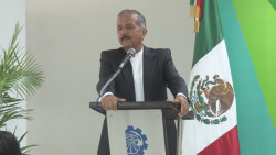 Diputados son unos perversos dice Estrada