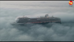 Llega crucero en medio de neblina