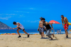 Venados Basketball realiza trabajo en playa