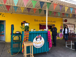 La pandemia la dejó sin trabajo así que abrió su propio negocio