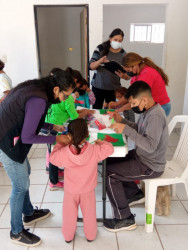Integran a infantes a talleres artísticos