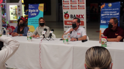 Avanza campaña del Banco de Alimentos "Bigotes de Leche"