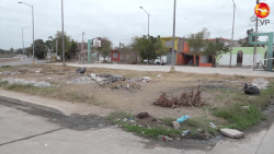 Basura y falta de mantenimiento en Cancha de la 20 de noviembre