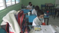 Estiman que para el regreso de vacaciones se rehabiliten las escuelas